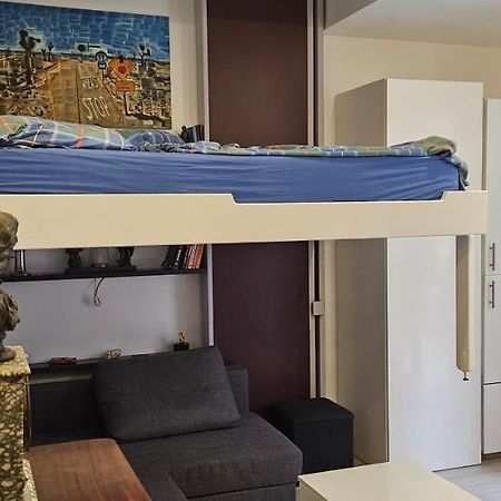 Studio 22M2 A Ivry/Seine-A 200 Metres De Paris. Proche Metro 7 Ngoại thất bức ảnh