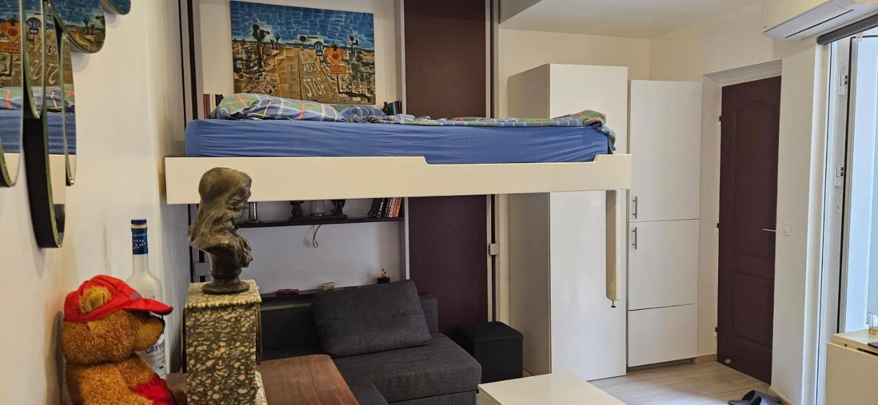Studio 22M2 A Ivry/Seine-A 200 Metres De Paris. Proche Metro 7 Ngoại thất bức ảnh