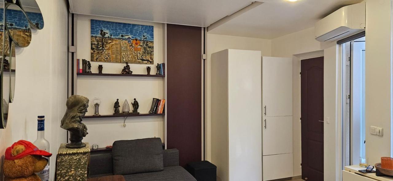 Studio 22M2 A Ivry/Seine-A 200 Metres De Paris. Proche Metro 7 Ngoại thất bức ảnh